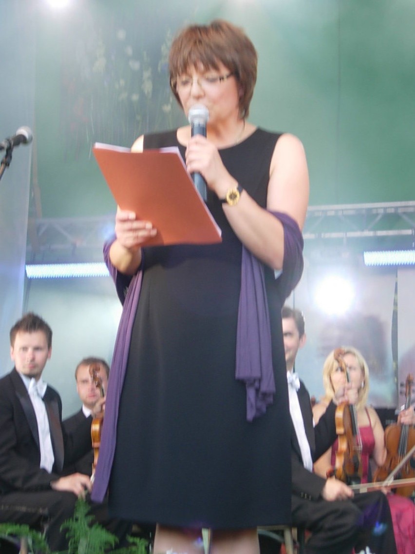 Koncert prowadziła znana wszystkim Krystyna Czubówna. Fot....