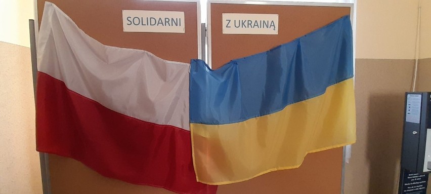 Uczniowie solidaryzują się z napadniętym narodem ukraińskim