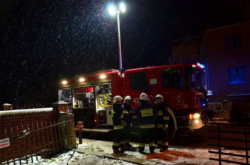 Gostyń. Piec nagrzał się do prawie 800 °C. W Borku Wielkopolskim zrobiło się niebezpiecznie, a pożar ugasili strażacy [ZDJĘCIA]