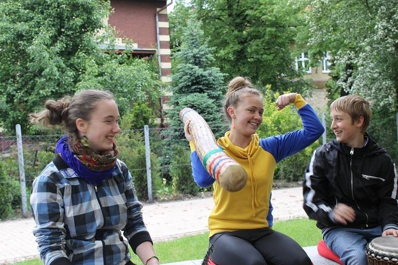 Warsztaty bębniarskie w Miejskim Domu Kultury w Świebodzicach. Zobacz zdjęcia