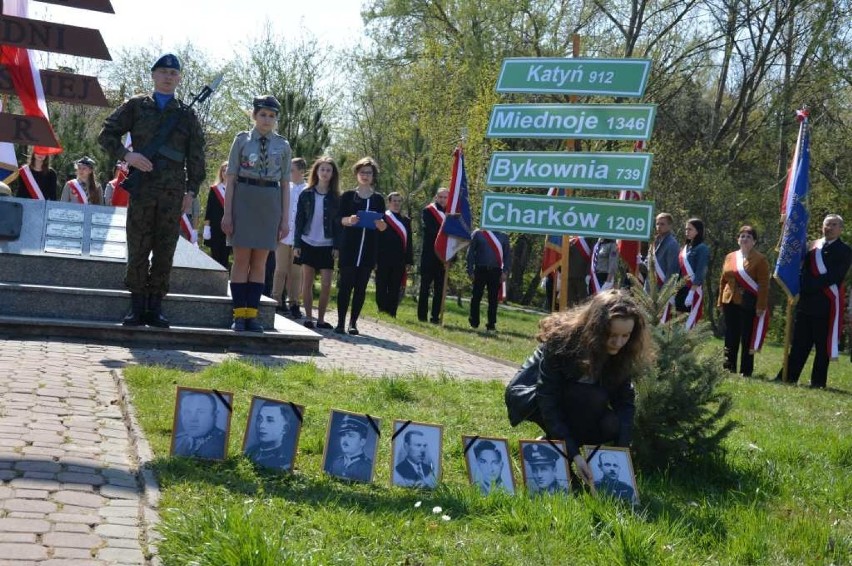 Uroczystości upamiętniające rocznicę Zbrodni Katyńskiej.