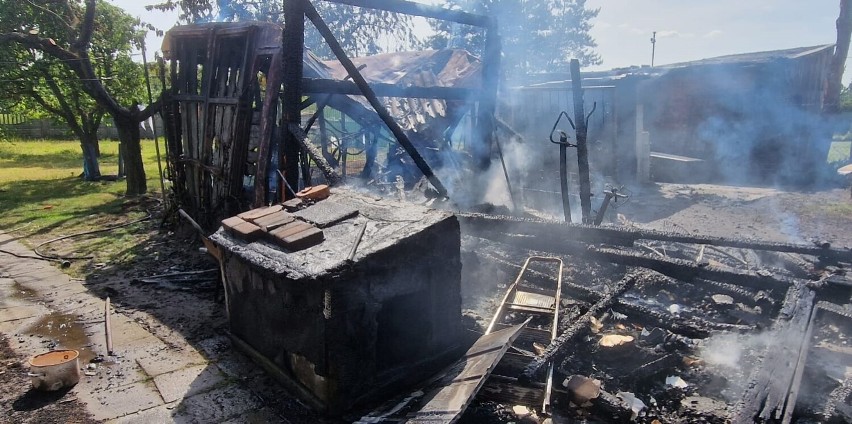 Groźny pożar pod Szamotułami. Jedna osoba została poszkodowana