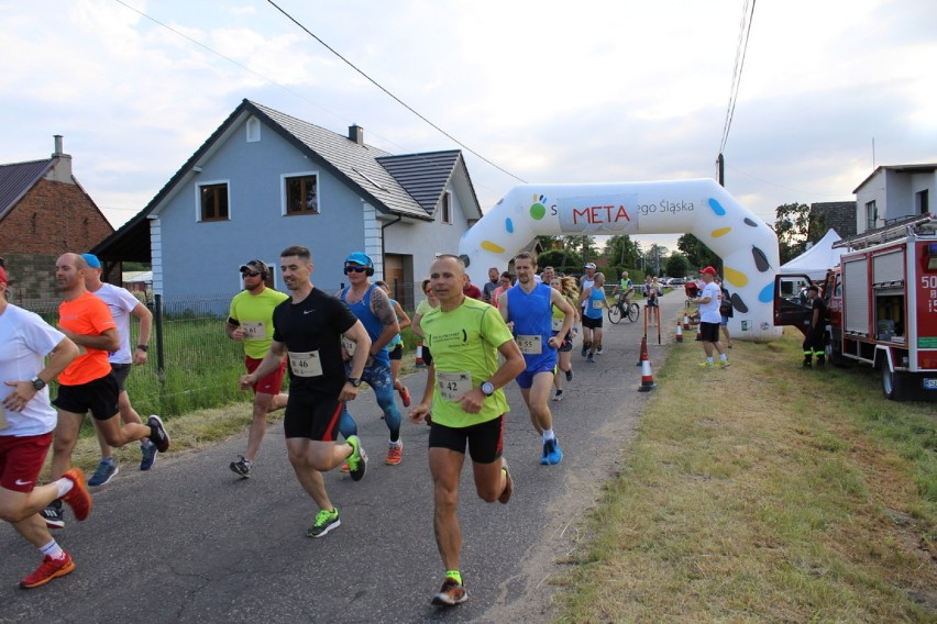 XV Święto Kwitnącego Różanecznika w Pawełkach 8-9.06.2019.