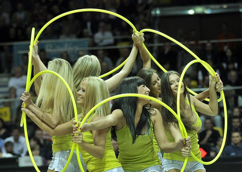 Cheerleaders Gdynia na meczu Unibax - Falubaz [ZDJĘCIA]