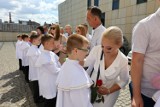 Częstochowa. Pierwsza komunia święta 2024 w parafii św. Zygmunta - zobacz ZDJĘCIA. Piękna uroczystość!