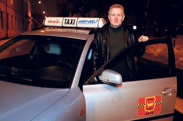 Eligiusz Grzelakowski, taksówkarz, który znalazł w swoim aucie plecak pełen gotówki.