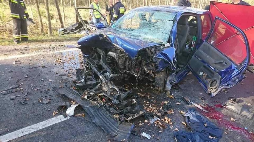 Śmiertelny wypadek na drodze z Legnicy do Wrocławia [ZDJĘCIA]