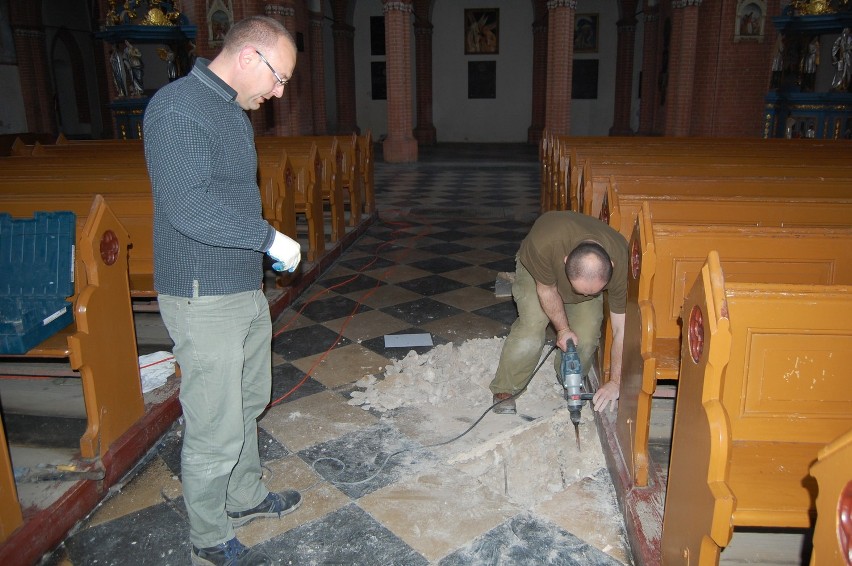 Poszukiwania średniowiecznej szafy w kwidzyńskiej katedrze