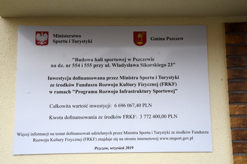 Wielkie otwarcie hali sportowej w Pszczewie