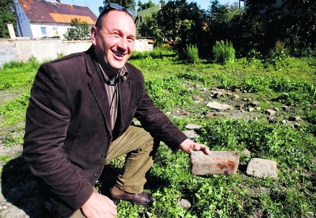 Mirosław Mileszko miał w Chojnowie domek. Został po nim pusty plac i parę cegieł