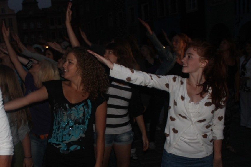 Taneczny flash mob na Starym Rynku