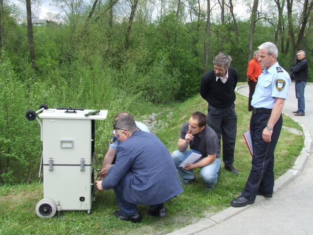 Wczoraj w Rokicinach Podhalańskich fotoradar rozebrano na czynniki pierwsze