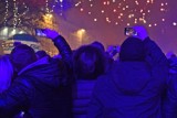 Swingujący Poznań: Setki osób witają Nowy Rok na placu Wolności [ZDJĘCIA]
