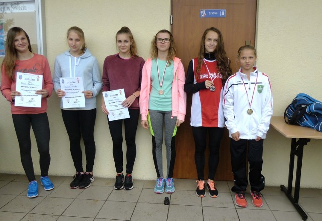 Gimnazjaliści rywalizowali o mistrzostwo powiatu świeckiego w indywidualnych biegach przełajowych.
