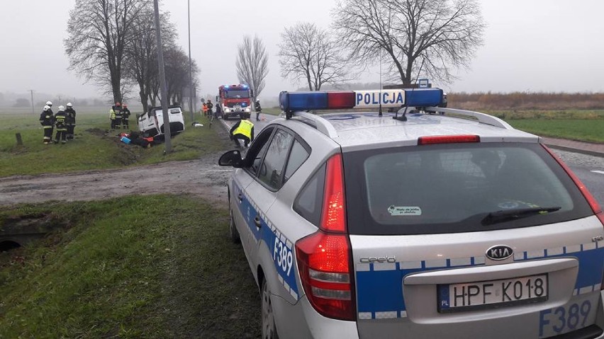 Groźny wypadek w Grążowicach na drodze krajowej nr 12. Cztery osoby ranne [ZDJĘCIA]