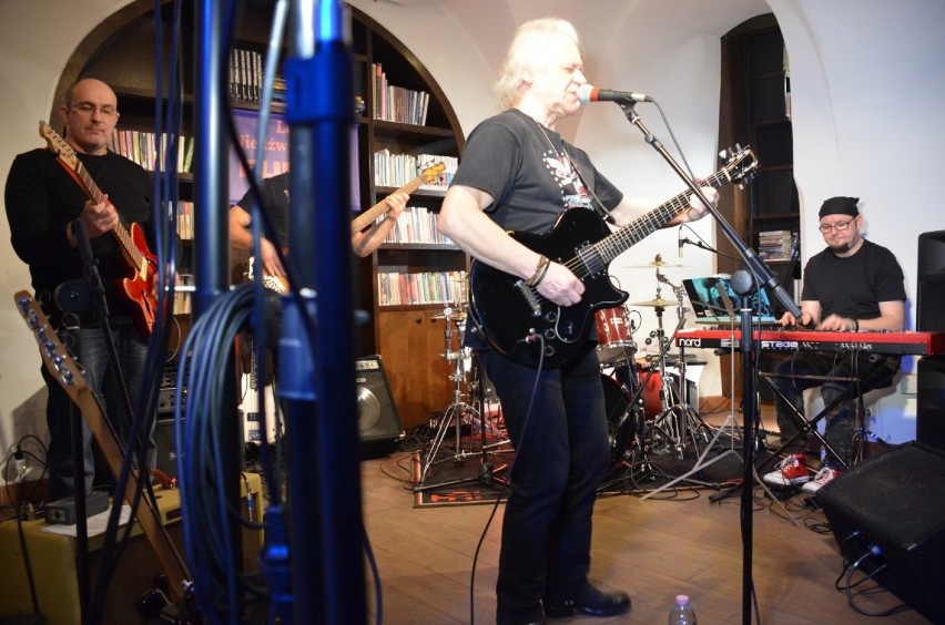 Lech Niedźwiedziński & Funky Band w Bibliotece Ratuszowej