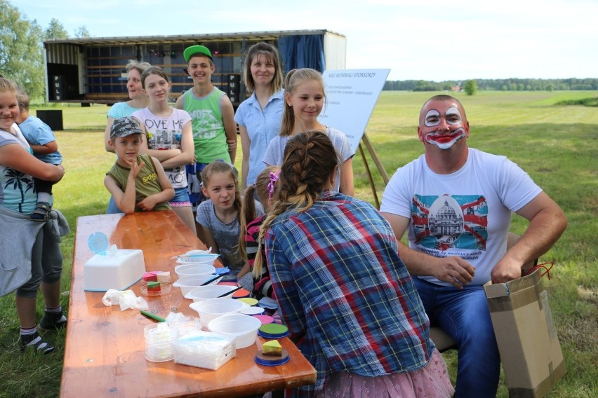 Festyn z okazji Dnia Dziecka w Maliszewie zorganizowało...