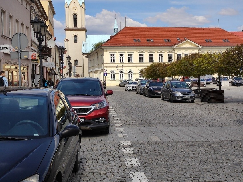 Kierowcy nie przestrzegają przepisów jeśli chodzi o...