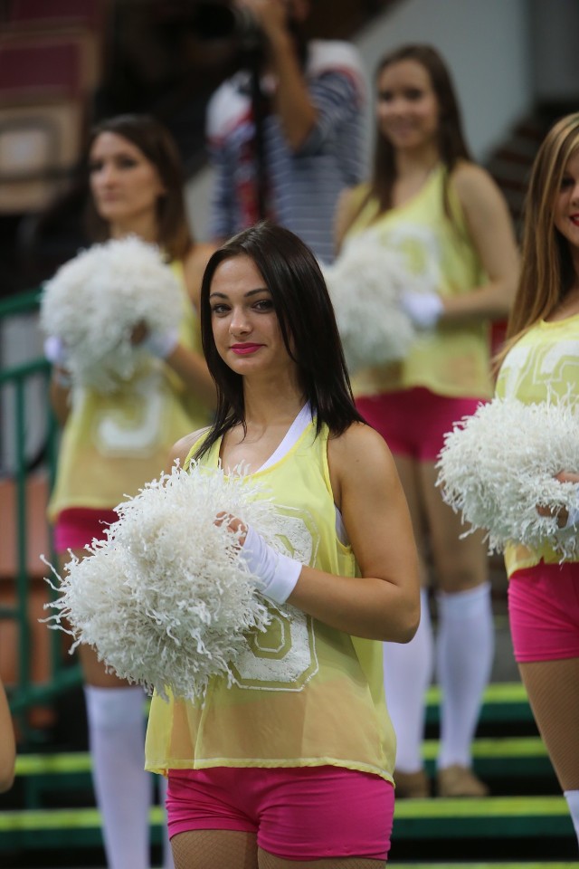 Cheerleaderki na MŚ siatkarzy w Katowicach