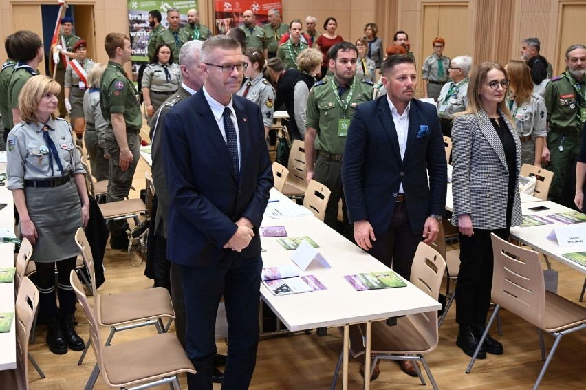 Harcerze z całego regionu spotkali się w Kielcach. Dyskutowali o przyszłości związku. Nadano też odznaczenia. Zobacz listę i zdjęcia