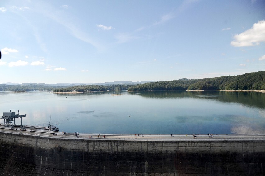 Wakacje 2022. Solina oblegana przez turystów [ZDJĘCIA]