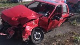 Zderzenie ciężarówki z osobowym fordem w Pakosławicach