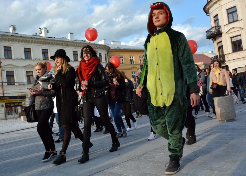 Kolorowy korowód studentów rozpoczął Juwenalia w Lublinie (ZDJĘCIA)