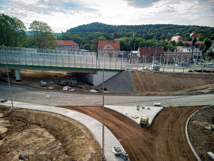 Obwodnica Wałbrzycha. Od poniedziałku przejedziemy nową częścią obwodnicy przy Reja (ZDJĘCIA)