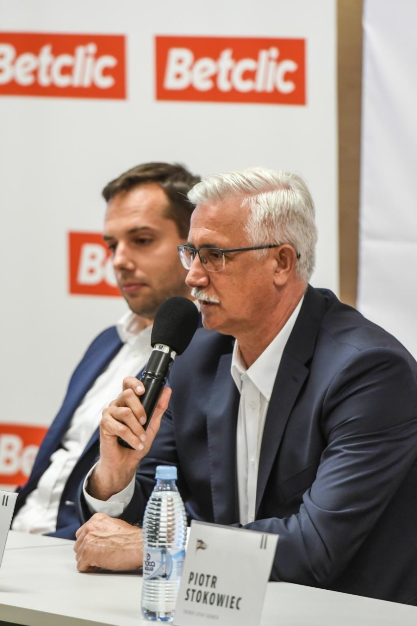 Oficjalnie: Betclic nowym sponsorem piłkarzy Lechii Gdańsk!