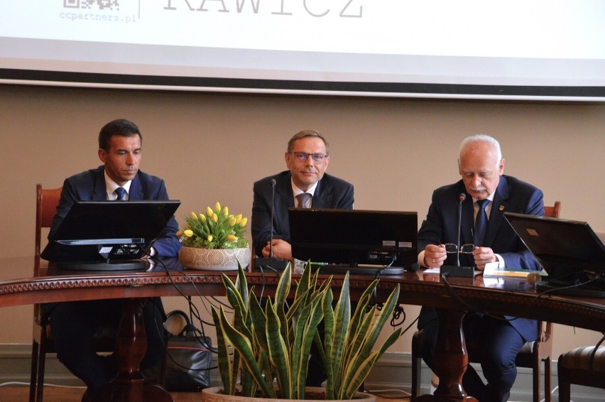 Konferencja prasowa w sprawie powstania nowego zakładu firmy TKH Group pod Rawiczem