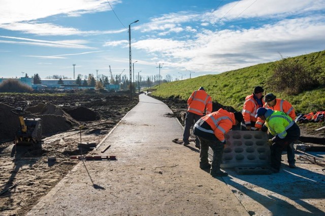 Istniejący już fragment Wiślanej Trasy Rowerowej na os. Staszica w Tczewie.