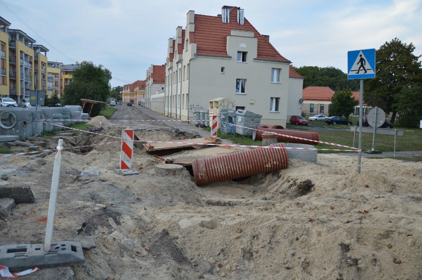 Malbork. Rozpoczęła się przebudowa ulicy Słowackiego, jest kolejny wniosek do dawnych "schetynówek"