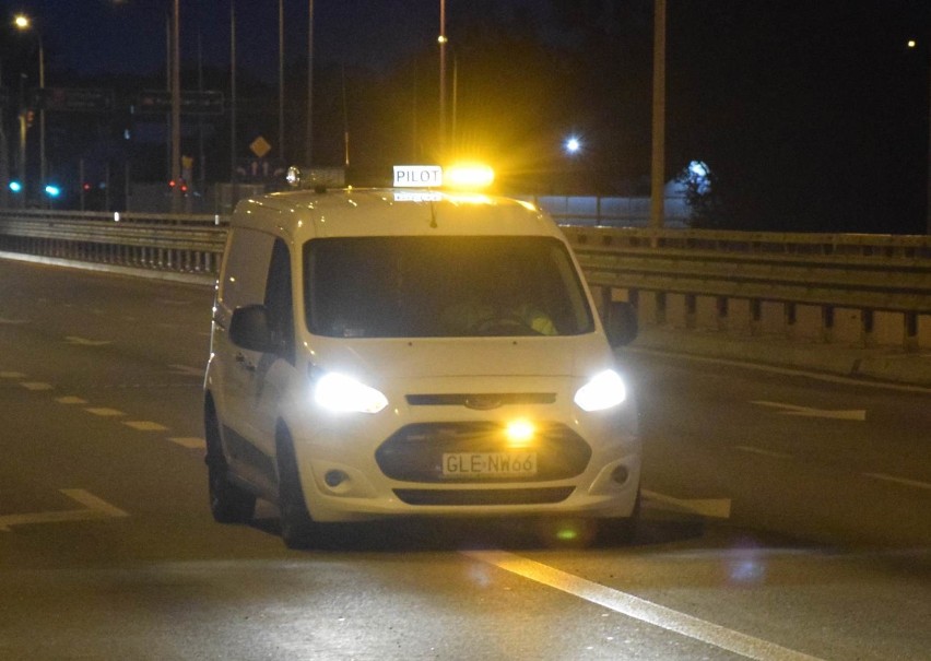 Malbork. Trwa transport wiatraków [ZDJĘCIA]. Elementy trafiają na Farmę Wiatrową Pomerania w powiecie sztumskim