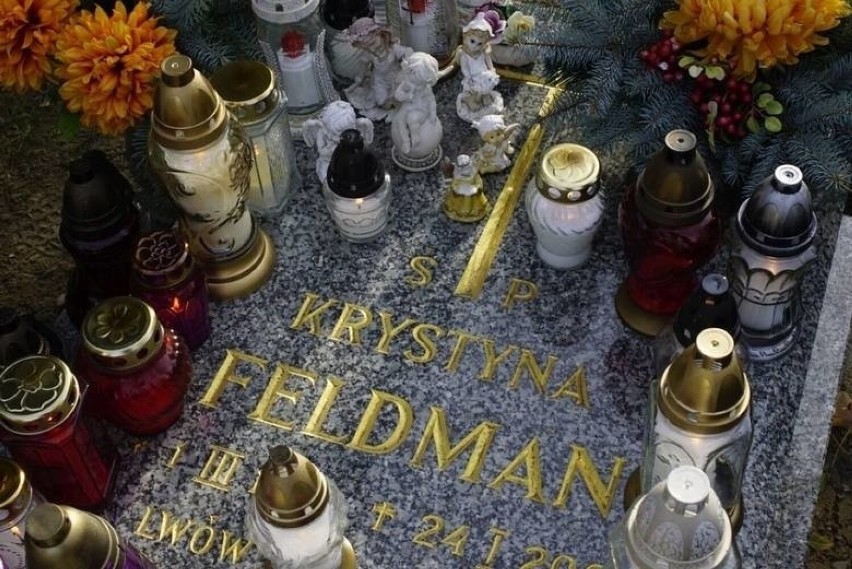 Krystyna Feldman- zmarła w 2007 roku. Została pochowana na...