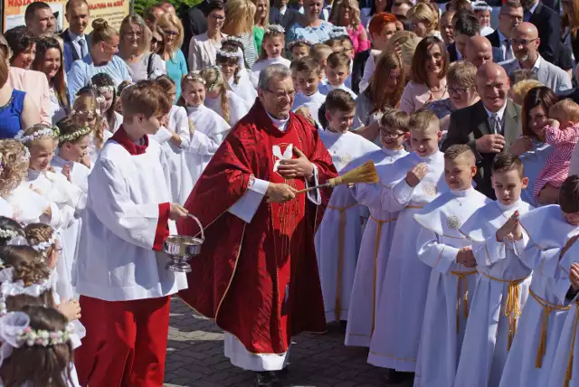 I komunia święta w kościele Św. Ap. Piotra i Pawła w Kaliszu