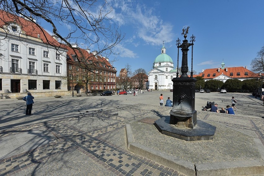 Kochamy Rynek Nowego Miasta. Urodą nie ustępuje Staremu...