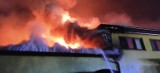Nowy Sącz. Pożar zakładu stolarskiego. Hala produkcyjna spłonęła niemal doszczętnie [ZDJĘCIA]