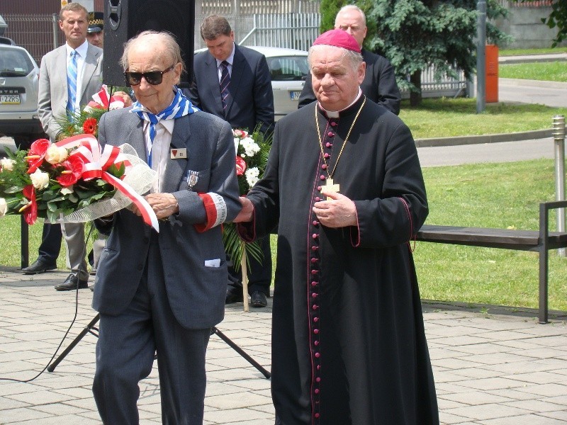 Oświęcim: pamiętają o pierwszym transporcie Polaków do KL Auschwitz [ZDJĘCIA]