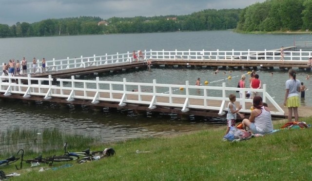 Bakterie E.coli w jeziorze Jeleń. Zakaz kąpieli!