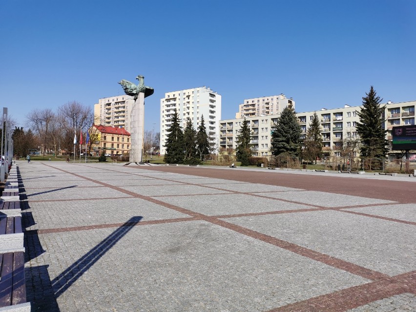 Koronawirus. Chrzanów. Miasto zatrzymało się. Popularne miejsca świecą pustkami [ZDJĘCIA]