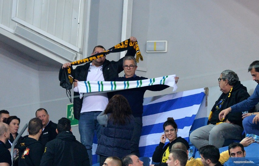 Kibice i Cheerleaders Włocławek podczas meczu Anwil Włocławek - AEK Ateny 77:79 [zdjęcia]