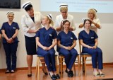 Pierwsze czepkowanie w historii głogowskiej PWSZ! 20 pielęgniarek ukończyło studia licencjackie. ZDJĘCIA