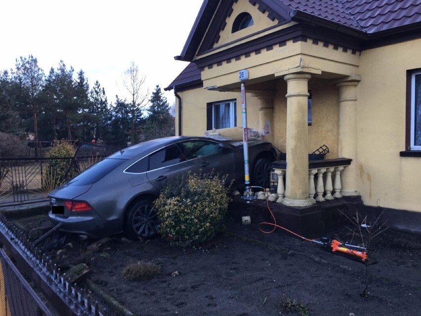 46-latek rok temu rozbił się na placu zabaw. W środę wjechał w budynek