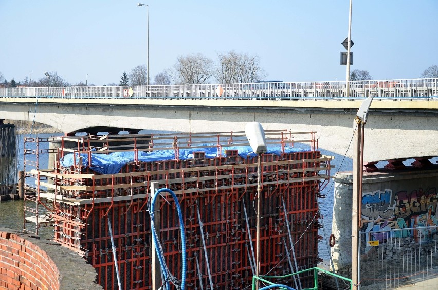 Podpatrzone. Trwa budowa drugiego mostu na Nogacie w Malborku. Sprawdź postęp prac