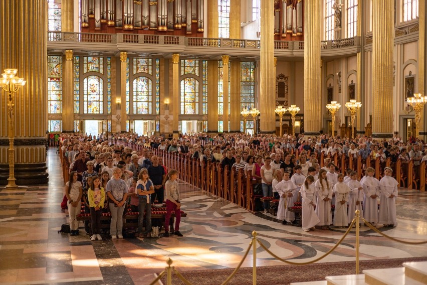 Uroczystości ku czci 108 męczenników II wojny światowej  w Sanktuarium Matki Bożej Licheńskiej [Zdjęcia]