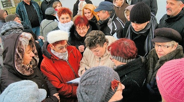 Zbieranie podpisów pod petycją mieszkańcy rozpoczęli w niedzielę, 11 grudnia br.