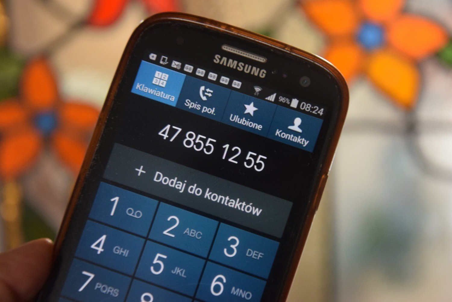 Prefiks 47 w numerze telefonu? To może dzwonić policja! | Tychy Nasze