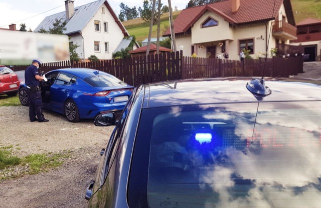 Policjanci z grupy SPEED zatrzymali łącznie 87 praw jazdy oraz 238 dowod&oacute;w rejestracyjnych pojazd&oacute;w