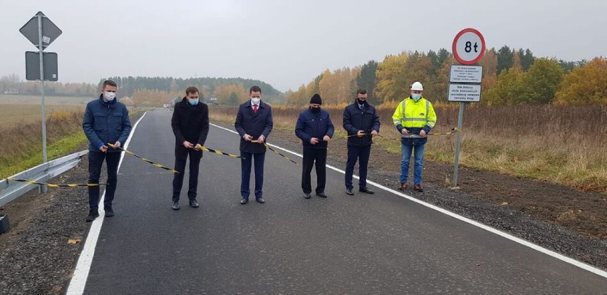 Bielkówko, gm. Kolbudy. Do użytku oddano 1,5 km zmodernizowanych dróg