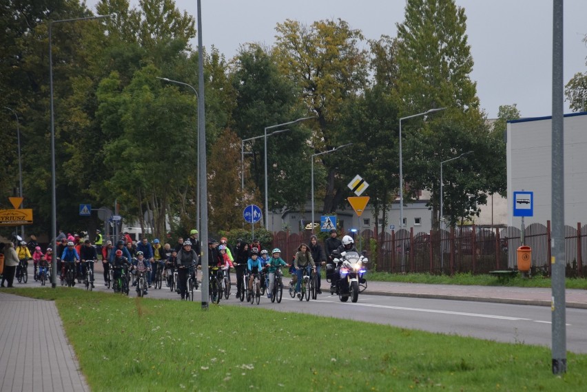 Zamiast samochodu wybierz rower. Przejazd rowerowy i festyn na Dzień bez Samochodu w Elblągu